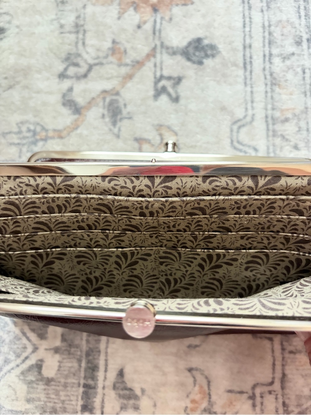 HOBO Chocolate Brown Leather Kiss-Lock Clutch Wallet - Picture 5 of 9